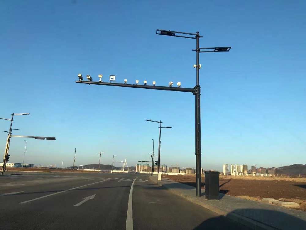 乌兰察布市黑龙江佳木斯综合路灯杆项目